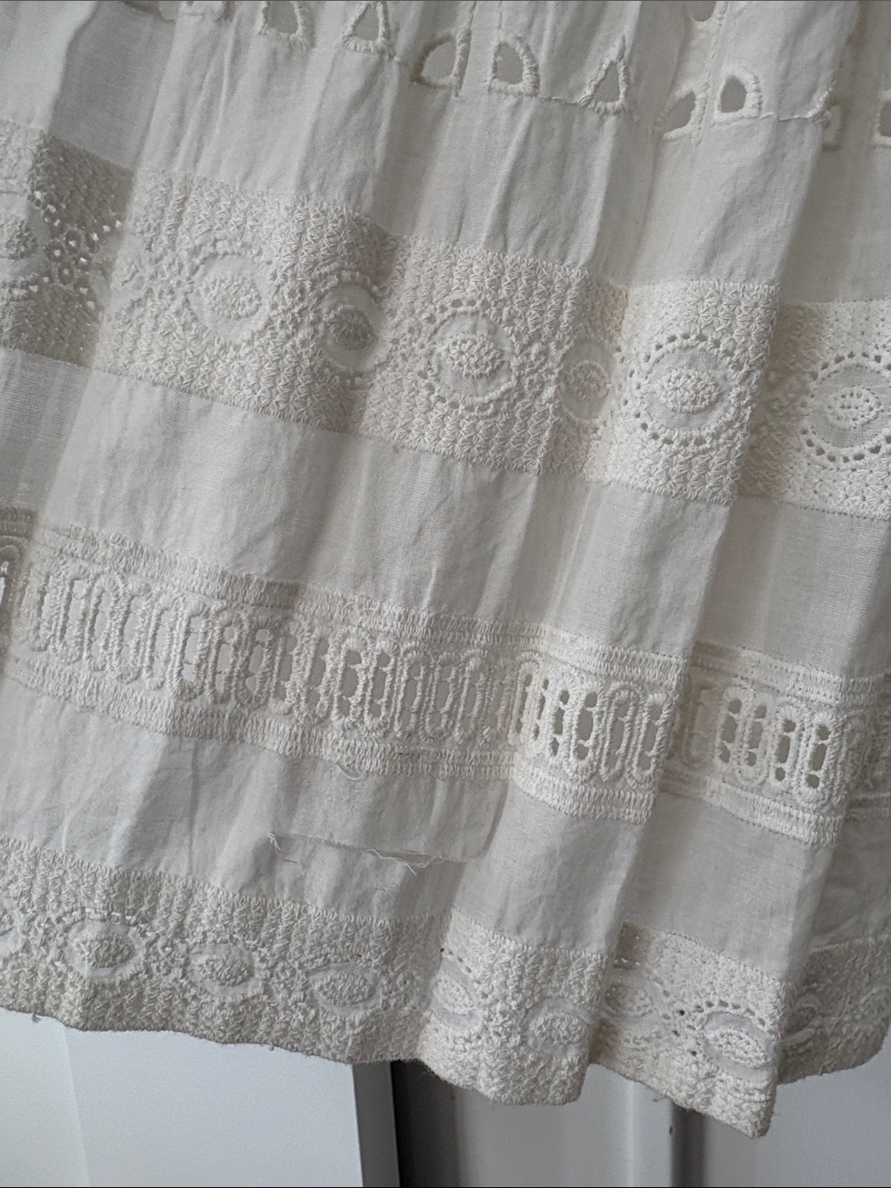 Collared Short Sleeve Pleated White Eyelet Shirt Dress Size Medium - Picture 12 of 13